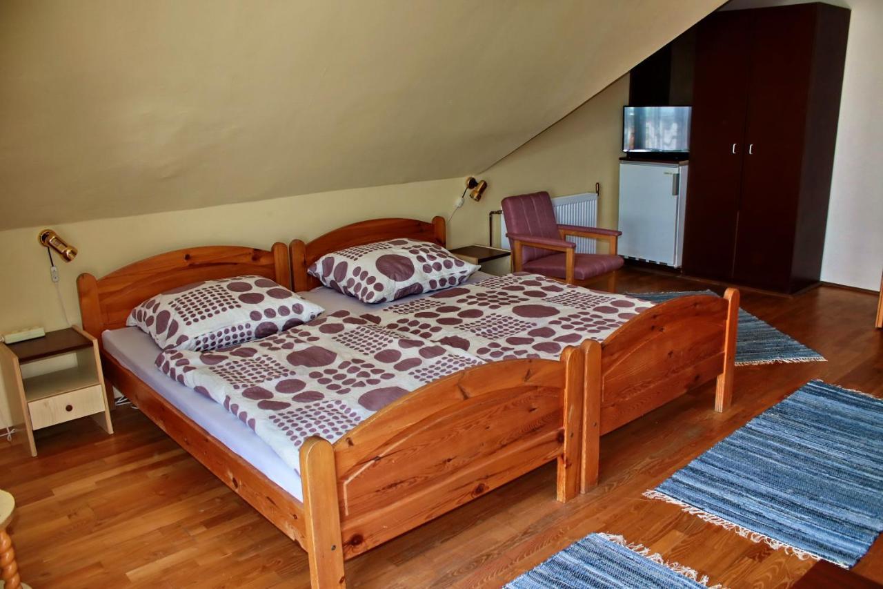 Bed and Breakfast Pigal Panzio Badacsonyors Экстерьер фото